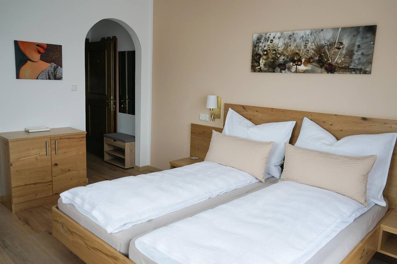 Doppelzimmer mit Balkon und Seeblick in Seeboden, Bezirk Spittal an der Drau