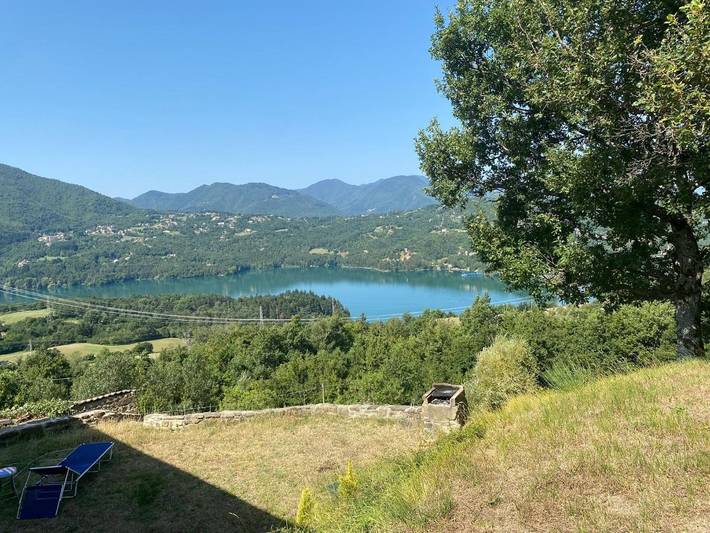 Gîte pour 2 personnes, avec terrasse et vue sur le lac ainsi que jardin et vue, animaux acceptés à Camugnano - 3