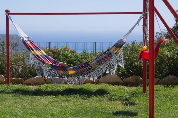 Location de vacances pour 5 personnes, avec vue sur l’océan et balcon ainsi que piscine et jardin dans Triopetra - 3