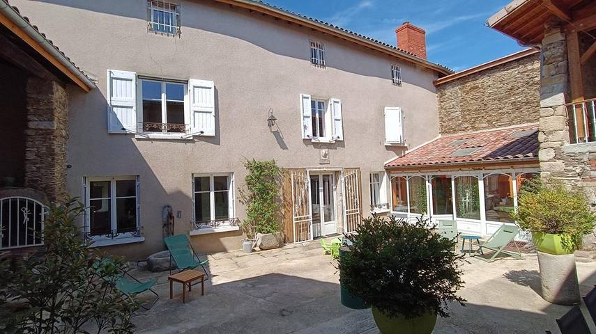Gîte pour 11 personnes, avec Jardin et Vue