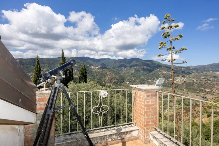 Room 'Salina' with shared terrace, shared garden and air conditioning in Patti, Monti Nebrodi