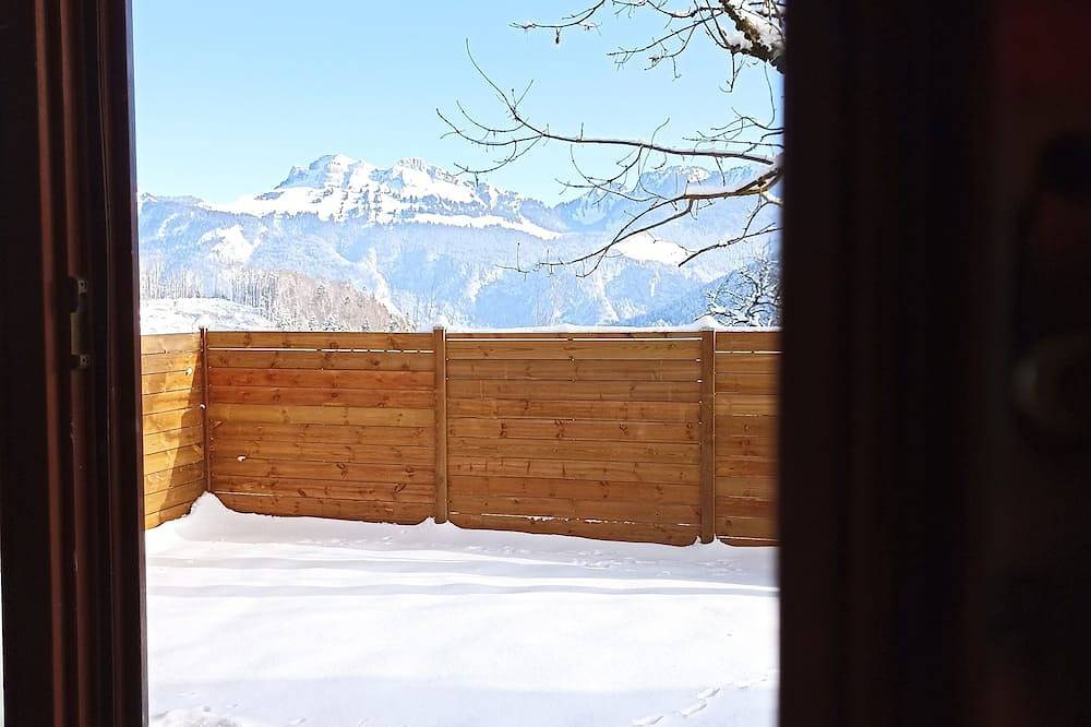 Appartement entier, Ancienne ferme, vue sur montagne in Lullin, Région de Thonon-les-Bains
