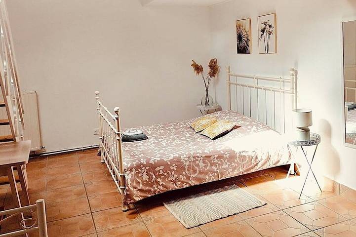 Location de vacances pour 15 personnes, avec Balcon et Jardin à Marcollin - 4