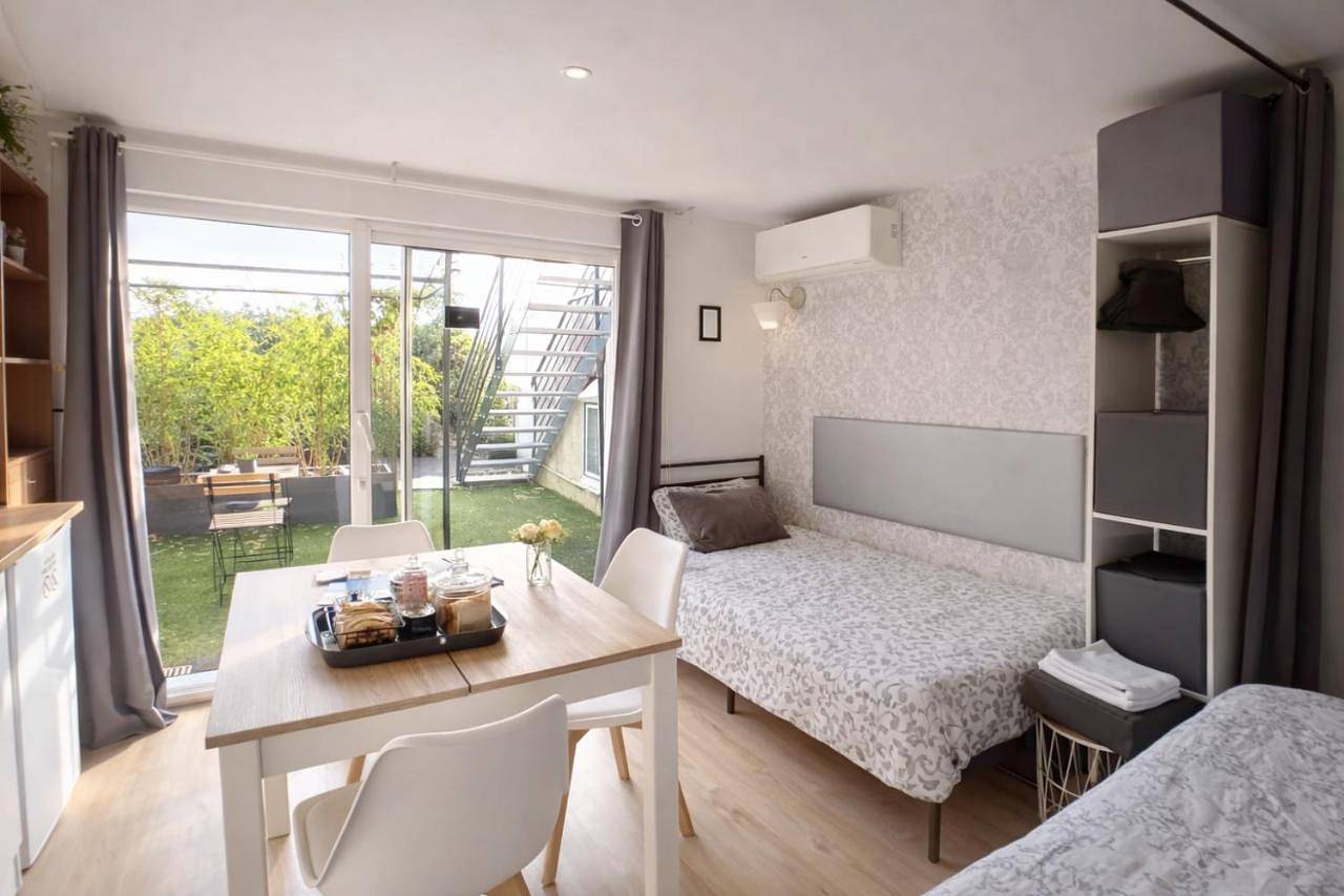 Appartement entier, Le Clos Lassagne -Terrasse privative - Climatisation - Lyon Sud - Brignais in Brignais, Lyon et ses environs