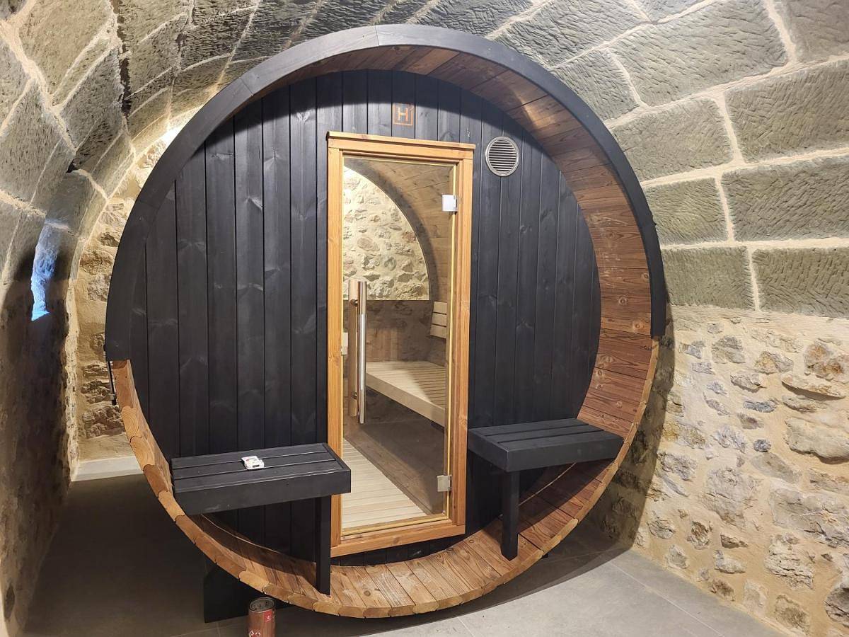 Maison proche du lac avec Jacuzzi et Sauna in Chindrieux, Chambéry und Umgebung