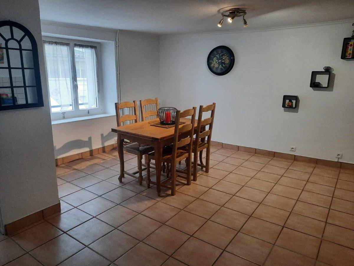 Appartement entier, Two-Bedroom House in Déols, Région de Châteauroux
