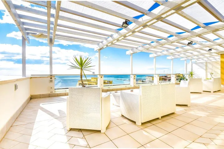 Aparthotel para 6 personas, con terraza - 1