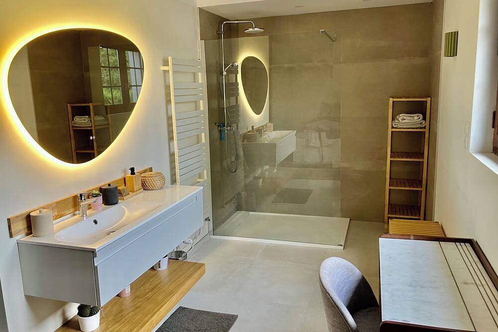 Chambre chez l’habitant, suite parentale de 20 m² avec salle d’eau personnelle in Tosse, Côte d’Argent