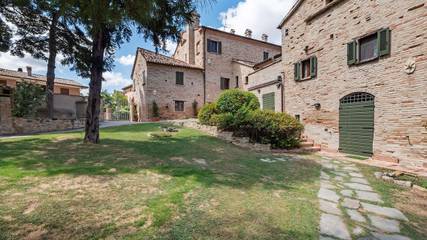 Cottage pour 4 personnes, avec piscine dans Villagrande (Mombaroccio)