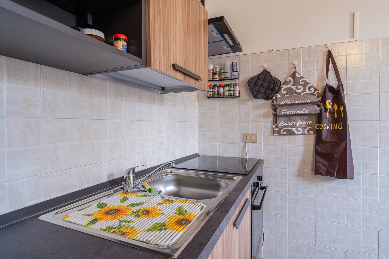 Apartamento entero, Apartamento 'Casa Intersimone' con Wi-Fi y aire acondicionado in Pachino, Provincia de Siracusa