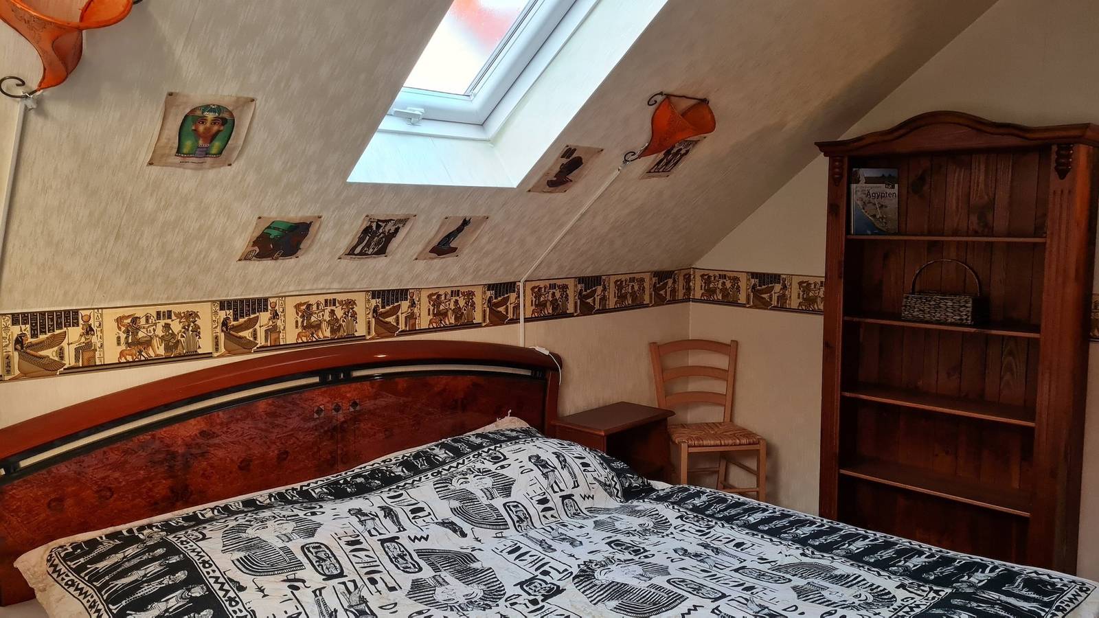 Ganze Ferienwohnung, Pension Kapellenstraße - Ferienwohnung  mit individueller Ausstattung - jedes Zimmer ist anders. Komplette Küche. in Erfurt, Thüringer Kernland