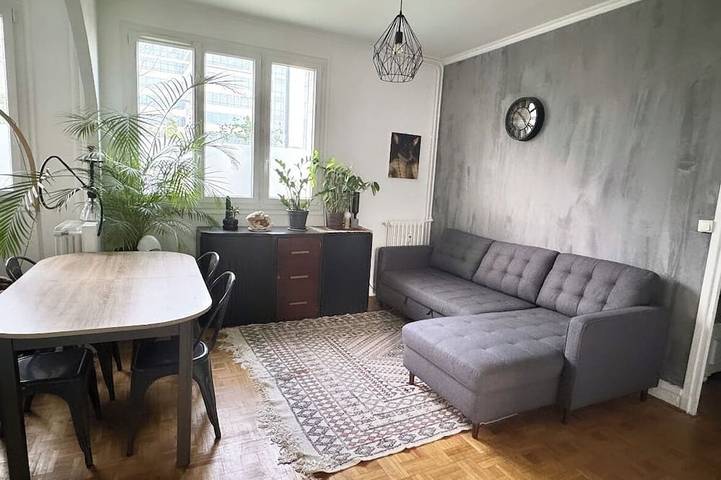 Location de vacances pour 7 personnes à La Garenne-Colombes