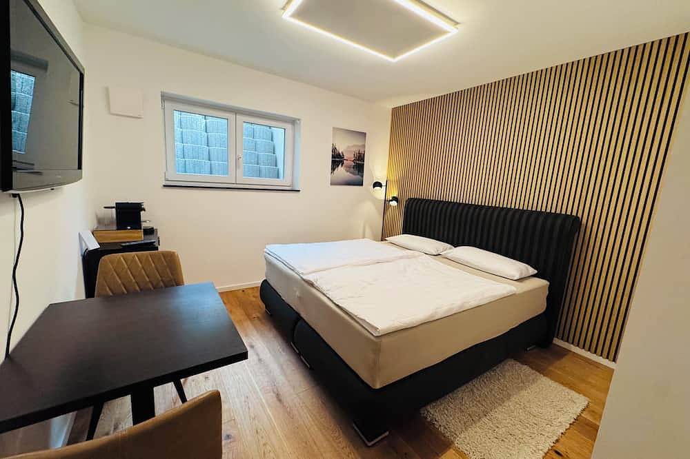 Gästezimmer nahe Frankfurt Messe mit eigenem Bad in Oberursel (Taunus), Hochtaunuskreis