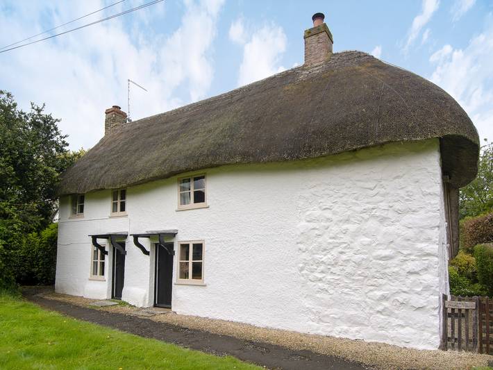 Cottage for 5 people, with garden in North Wessex Downs