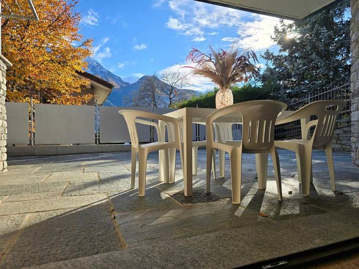 Gîte pour 4 personnes, avec vue et terrasse, adapté aux familles à Saint-Christophe - 2