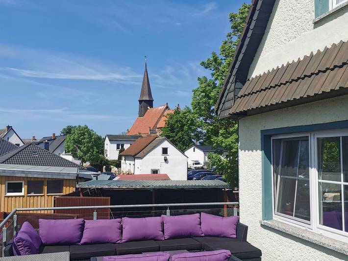Ferienwohnung für 10 Personen, mit Terrasse und Garten in Schaprode