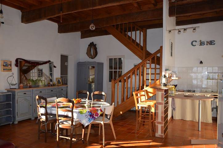 Gîte pour 6 personnes, avec piscine ainsi que terrasse et jardin dans les Hautes-Pyrénées - 3