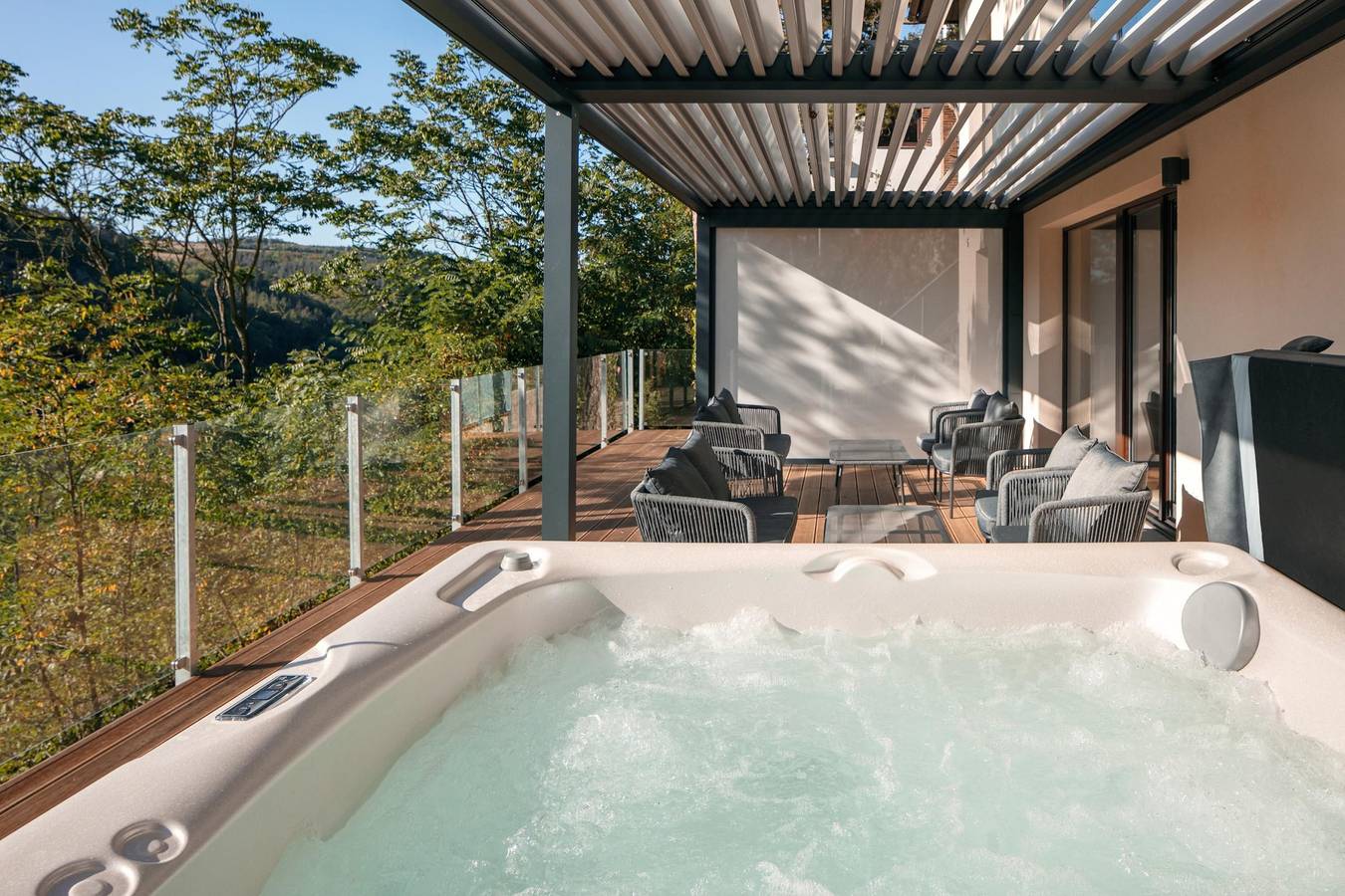 Villa für 7 Personen mit Sauna in Hradischko, Prag West