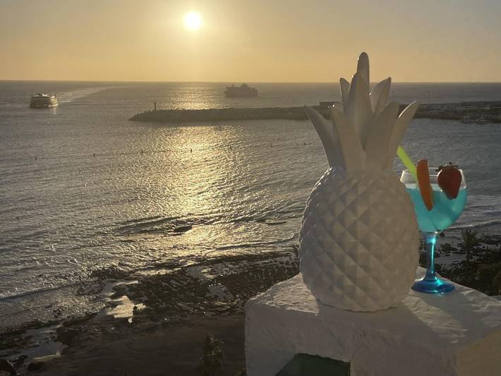 Entire apartment, Ocean View 2 in Los Cristianos, Arona