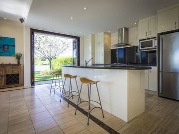 Holiday Home for 10 People in Port Douglas, Far North Queensland, Photo 1