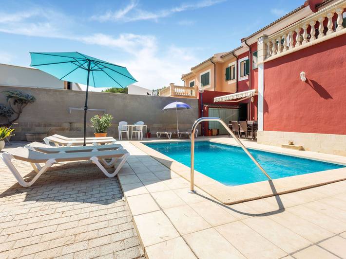 Finca mit Hund für 7 Personen, mit Balkon/Terrasse und Terrasse sowie Pool, kinderfreundlich in Llucmajor - 2