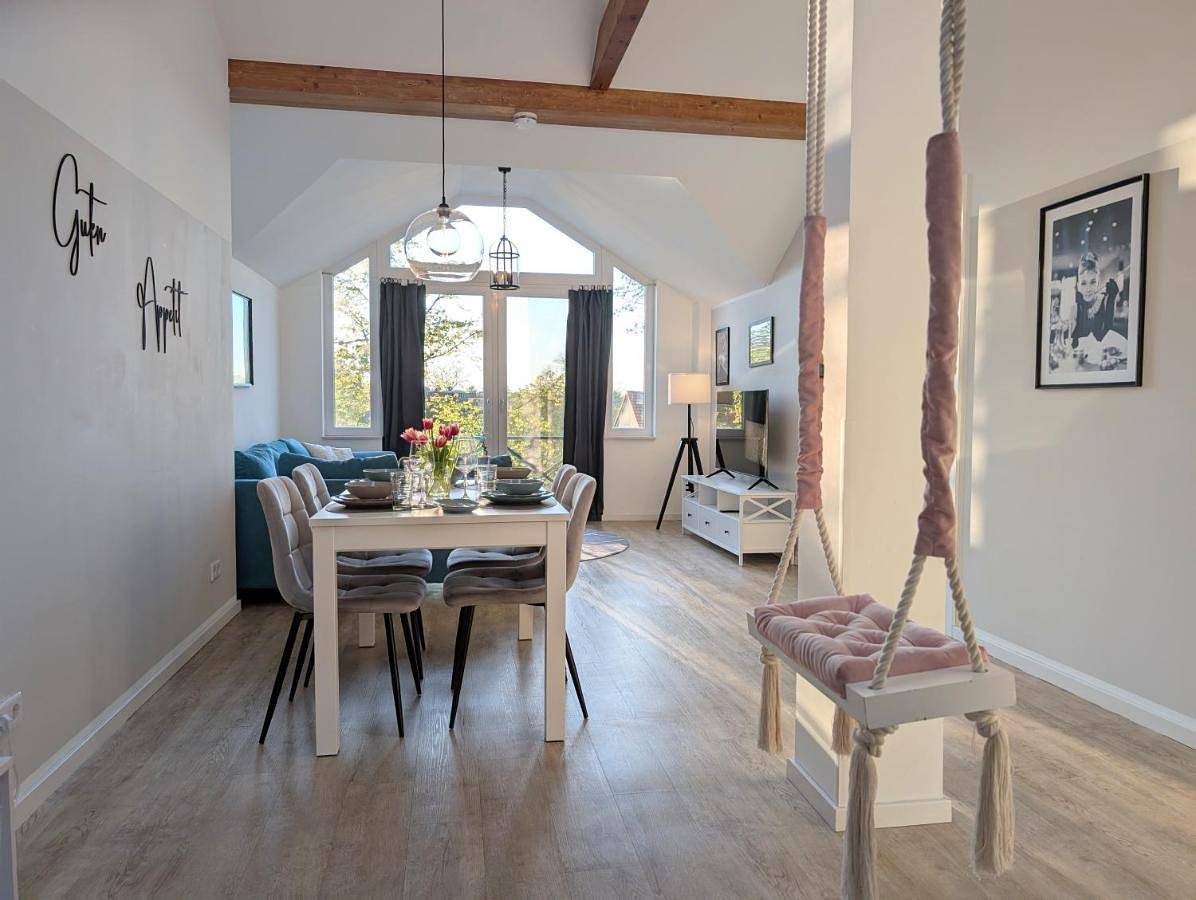 Ganze Wohnung, 3 Bedroom-Apartment with 1,5 Bathrooms in Zepernick, Panketal