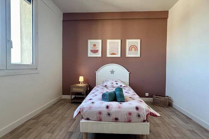 Apartamento entero, Casa Ribot #10 - T4 pour 5 personnes - Proche Centre Ville in Brive-la-Gaillarde, Brive-la-Gaillarde region