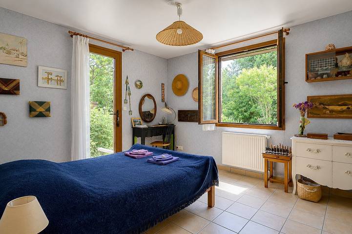 Chambre d’hôte pour 5 personnes, avec jardin dans les Bouches-du-Rhône - 2