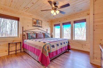 Log Cabin for 6 Guests in Gatlinburg, Sevier County, Picture 1