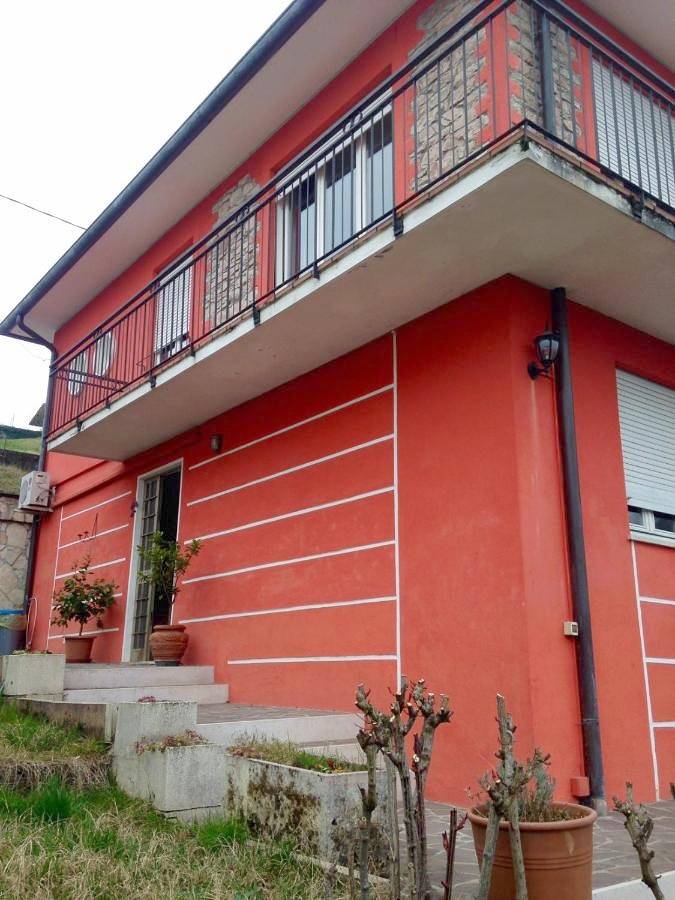 Gîte pour 2 personnes, avec vue et jardin à Malo