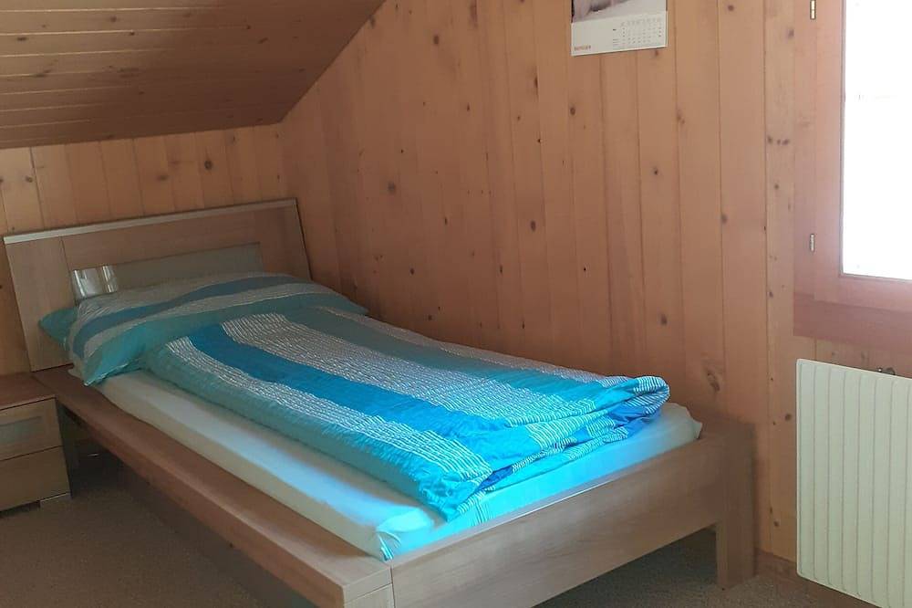 Ganze Wohnung, Gemütliche, rustikale Ferienwohnung an ruhiger Lage in Hasliberg, Berner Oberland