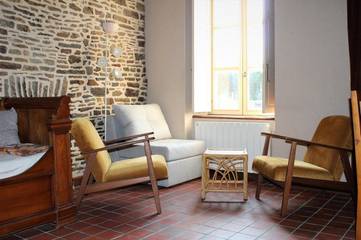 Gîte pour 4 personnes, avec terrasse et jardin à Saint James