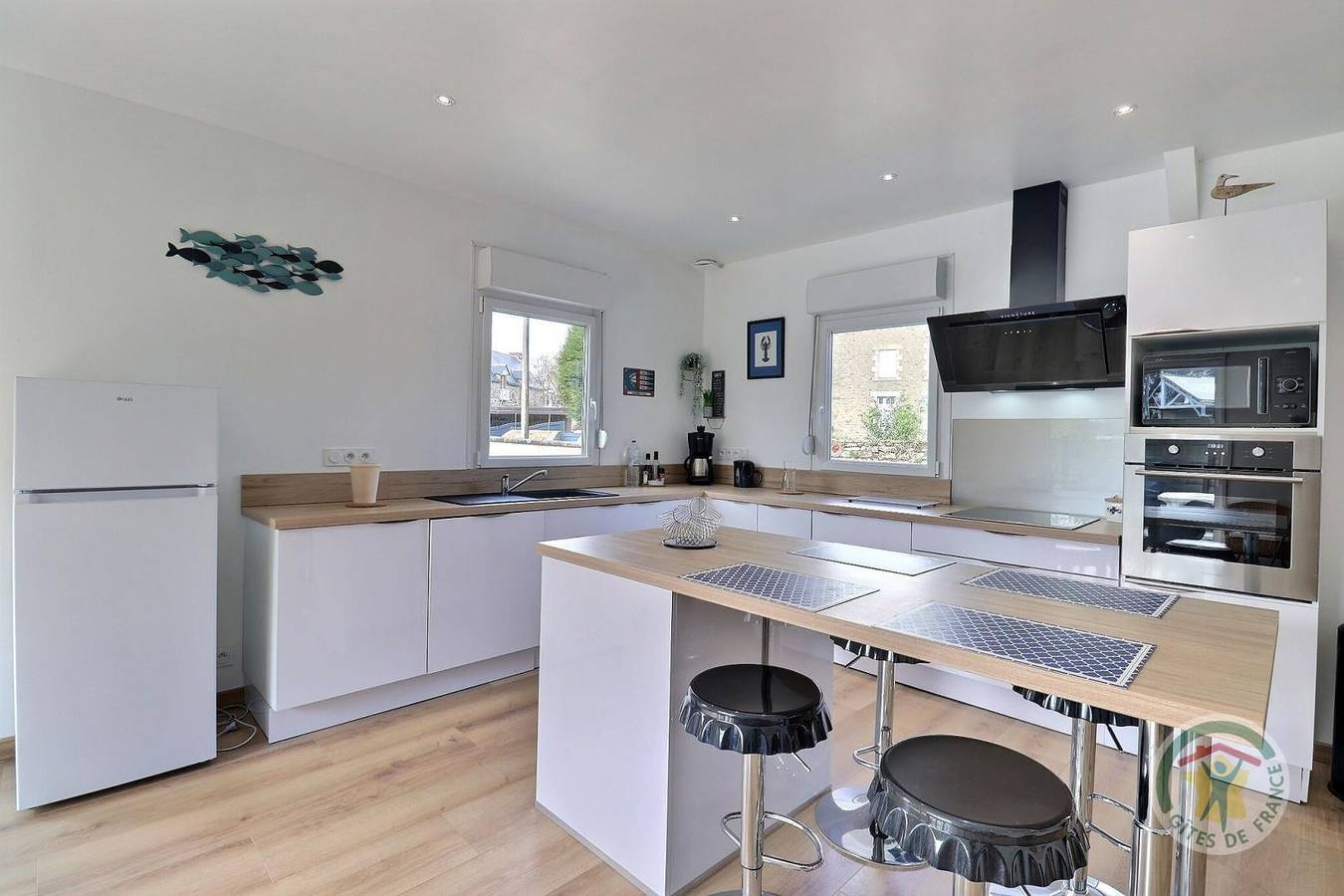 Gîte Saint-Lunaire avec jardin et TV in Saint-Lunaire, Région de Saint-Malo