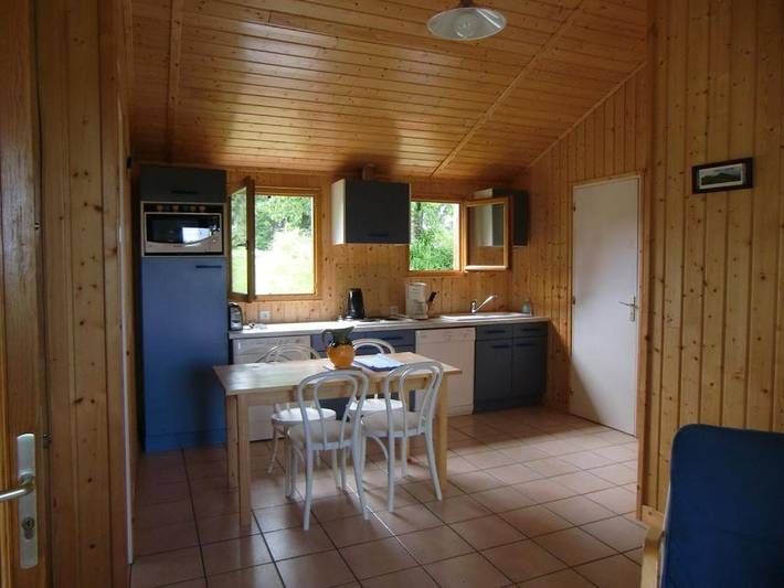 Gîte pour 4 personnes, avec jardin et vue à Roumégoux - 3