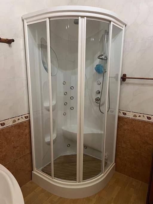 Casa rural para 12 personas, con Jacuzzi y Terraza además de Jardín y Sauna en Fortuna - 4