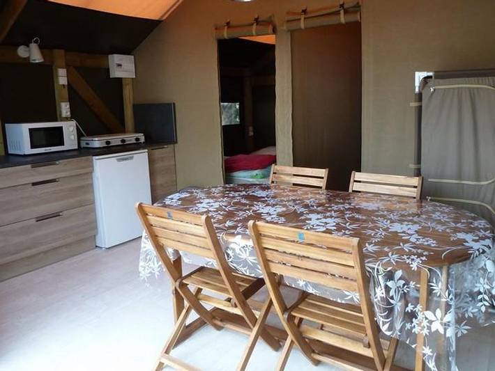 Camping für 4 Personen, mit Kinderpool in der Pays de la Loire - 3