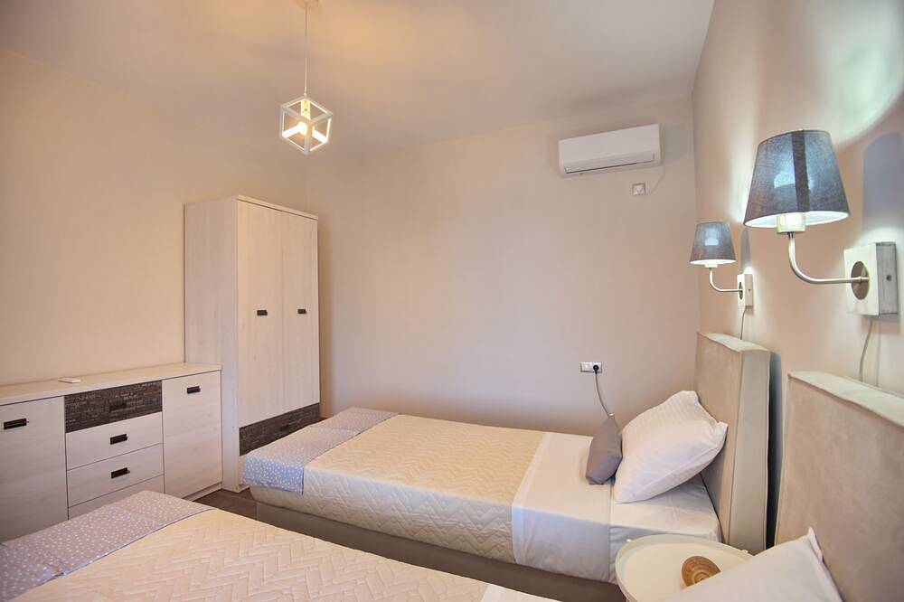 Enjoy the private pool at fully equipped, modern beach house. in Alonissos
