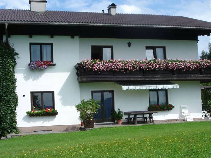 Ferienwohnung für 5 Personen, mit Seeblick und Garten im Salzkammergut - 2