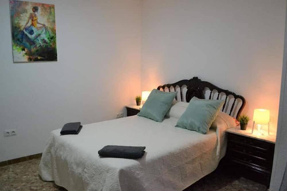 Ganze Wohnung, 1 Schlafzimmer Apartment mit Galerie Balkon Free Netflix, Klimaanlage in El Barrio, Alicante