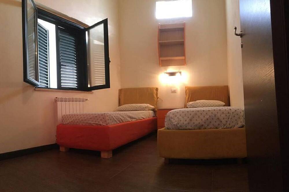 Villa am Meer (am Michelino Strand) in Residenz \"Villa Giulia\" in Spiaggia Michelino, Parghelia