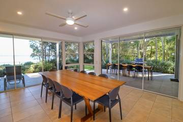 Holiday Home for 12 People in Cams Wharf, Hunter Valley, Photo 4