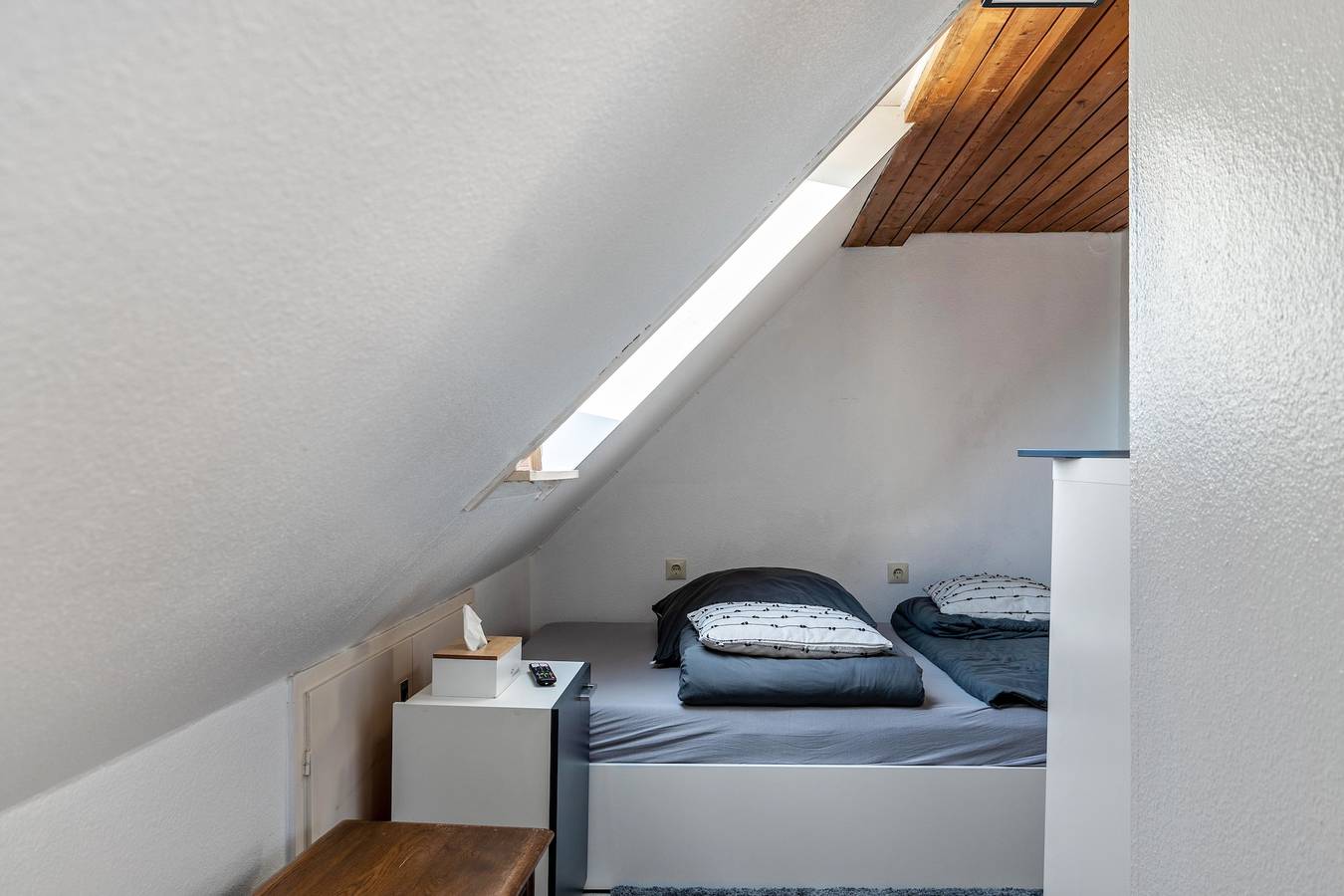 Ganze Wohnung, Ferienwohnung 'Storchennest' mit Wi-Fi in Ludwigsburg, Landkreis Ludwigsburg