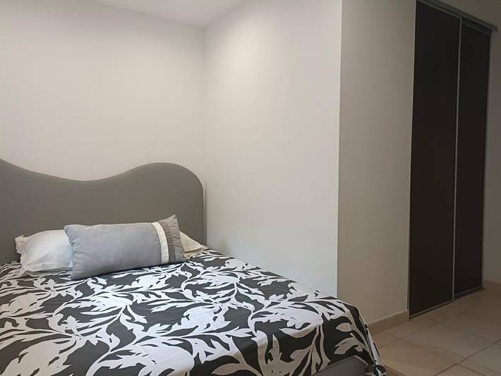 Gîte pour 4 personnes, avec terrasse et vue dans La Grande Plage (La Ciotat) - 2