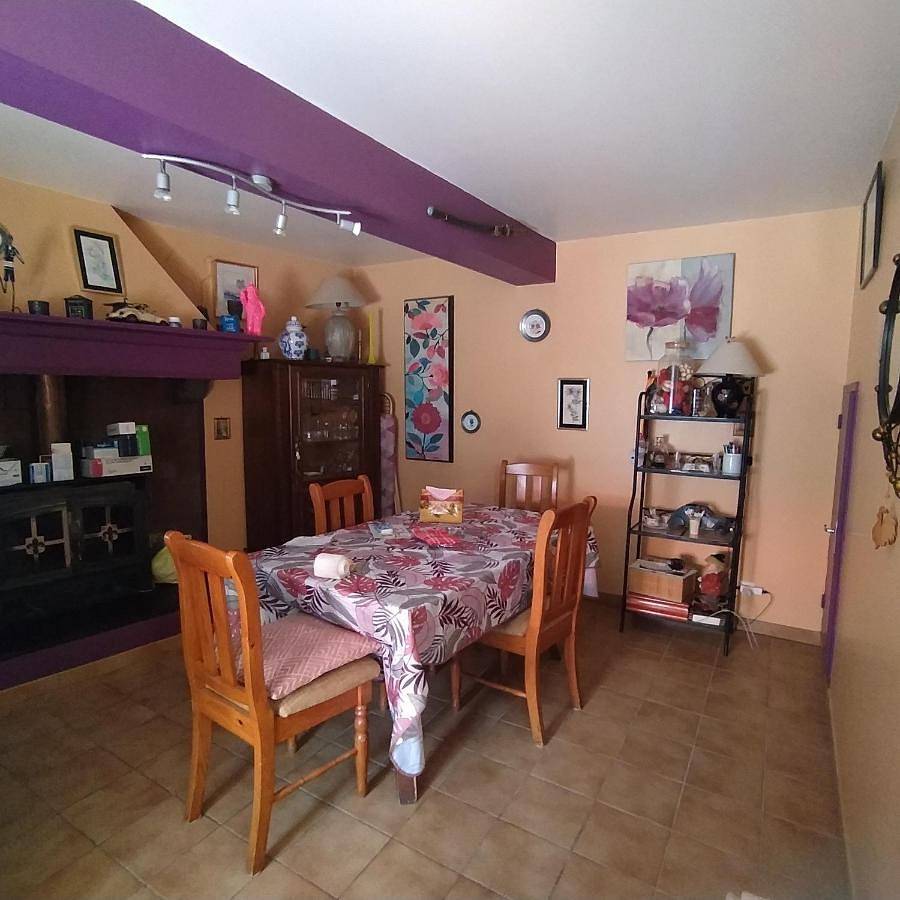 Comfort Triple Room with Shower in Saint-Bertrand-de-Comminges, Haute-Garonne