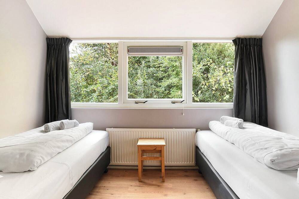 Wheelchair accessible bungalow for 12 persons in Drenthe