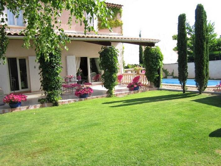 Maison d’hôte pour 2 personnes, avec jardin ainsi que jacuzzi et piscine à Pertuis - 3
