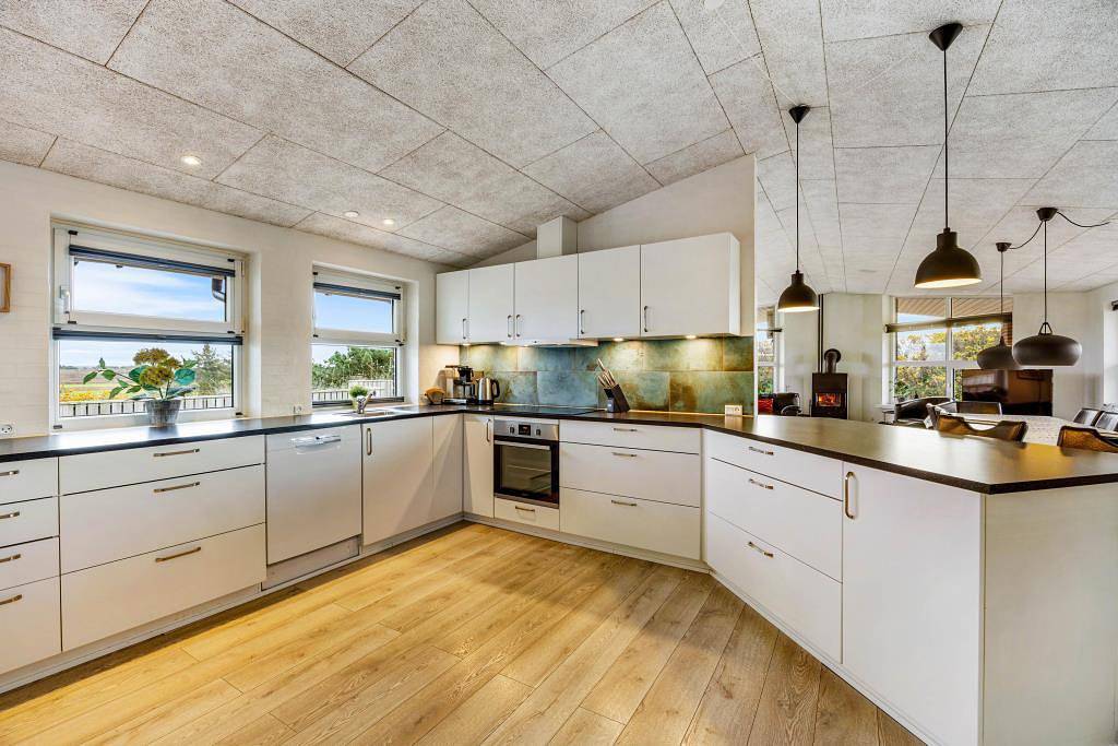 Schickes Ferienhaus mit Aktivitätsraum, Sauna und Whirlpool in Ringkøbing, Holmsland Klit