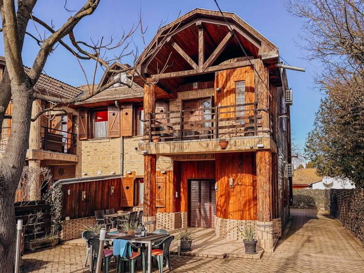 Ferienhaus für 10 Personen, mit Balkon und Garten, mit Haustier