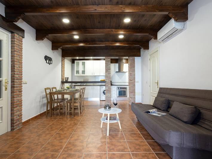 Ganze Ferienwohnung, Ferienwohnung für 3 Personen mit Pool in Alhaurín de la Torre, Cordillera Penibética