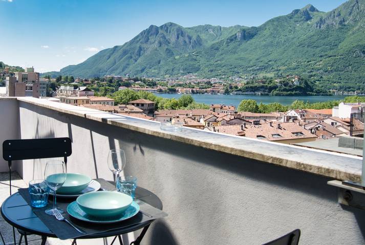 Apartamento entero, Skyline Lake view in the heart of Lecco in Lecco, Alpes de Bérgamo Occidental